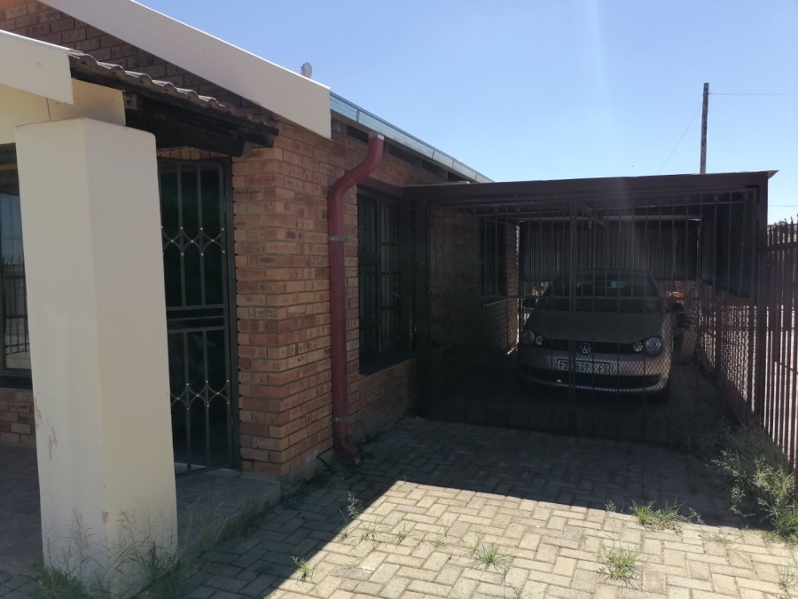 2 Bedroom Property for Sale in Bloemside Free State